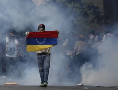 ΣΥΡΙΖΑ: Οι ευρωβουλευτές απέρριψαν Γκουαϊδό και στηρίζουν Μαδούρο